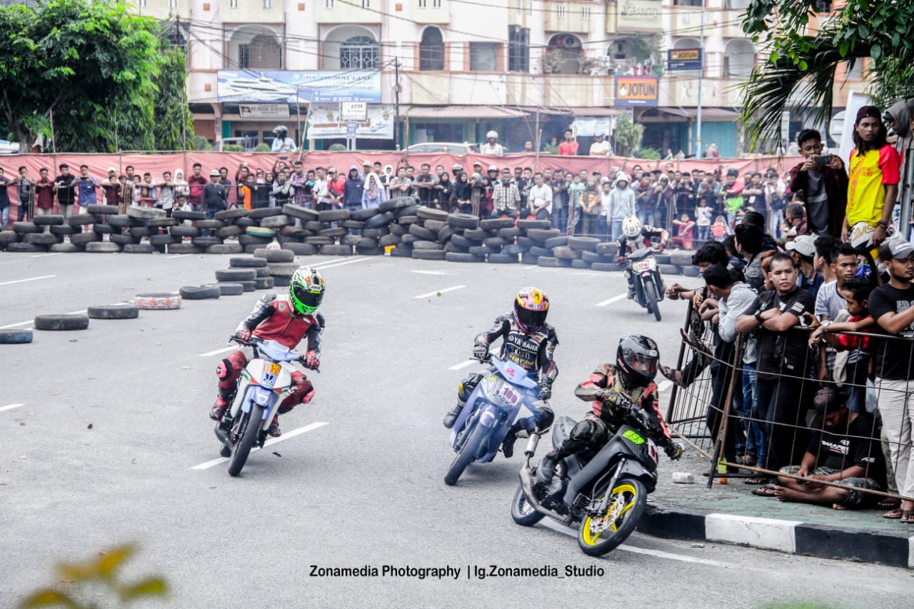 EMPAT PEMUDA DESA BANTAN AIR IKUTI AJANG BALAP MOTOR ROADRICE YANG DI GELAR IMI KORWIL BENGKALIS